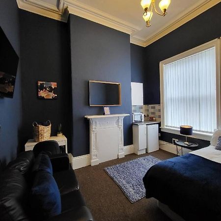 Large Digbeth Double Room Shared Bathroom Birmingham Extérieur photo
